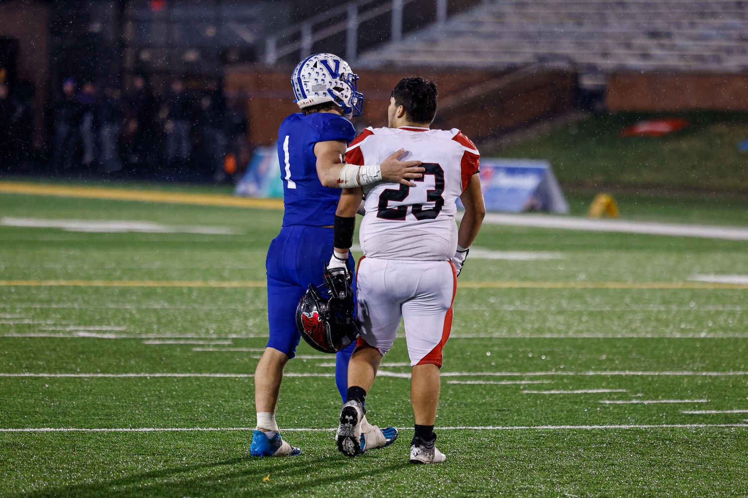 Valle Catholic's Alex Viox and Lamar's Mario Delapena